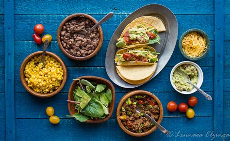 ground-beef-taco-recipe-chipotle-style-buffet image
