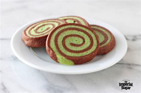 mint-chocolate-pinwheel-cookies-imperial-sugar image