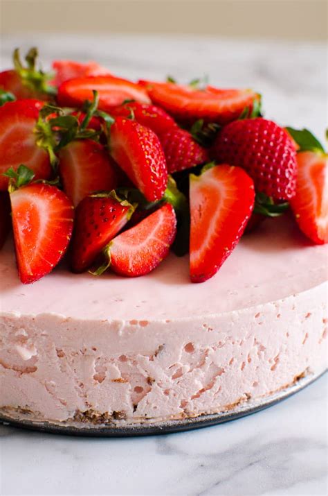 no-bake-strawberry-cheesecake-healthier image