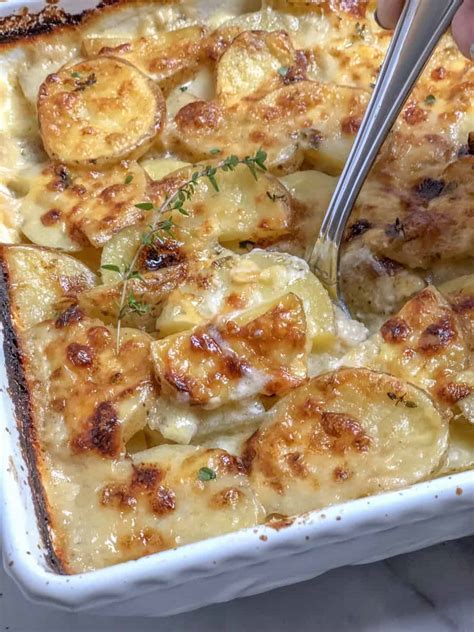 four-cheese-scalloped-potatoes-whatcha-cooking image