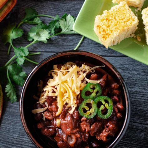 cowboy-chili-recipe-easy-and-robust-cooking-on-the image