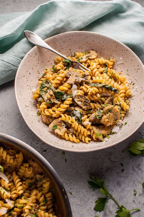 pumpkin-mushroom-and-spinach-pasta-salt image