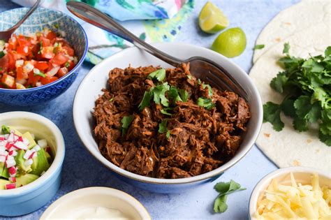 recipe-simple-slow-cooker-shredded-mexican-beef-wraps image
