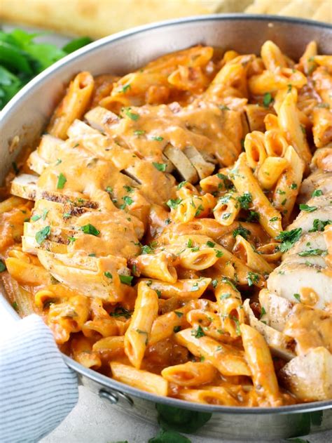chicken-penne-pasta-with-vodka-sauce-taste-and-see image