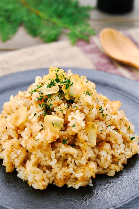 japanese-garlic-rice-hibachi-fried-rice image