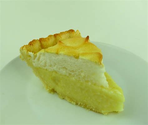 paleo-lemon-meringue-pie image