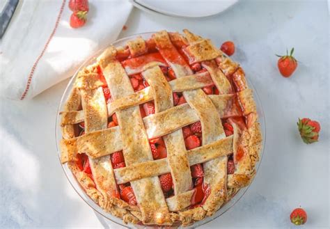 homemade-strawberry-pie-recipe-includes-step-by-step image