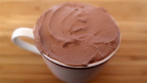 chocolate-mousse-with-cream-cheese-recipe-easy image