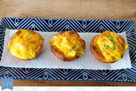 easy-homemade-recipe-mini-breakfast-pot-pies-mom image