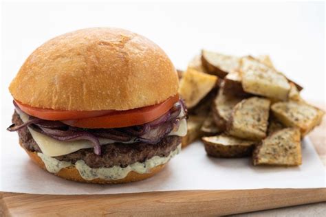 caprese-burger-recipe-home-chef image