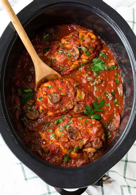 slow-cooker-chicken-cacciatore-easy image