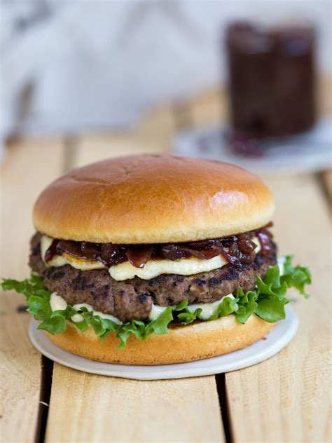 caramelized-onion-relish-for-hamburgers-electric-blue image