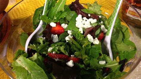 mixed-greens-with-strawberries-goat-cheese-ctv image