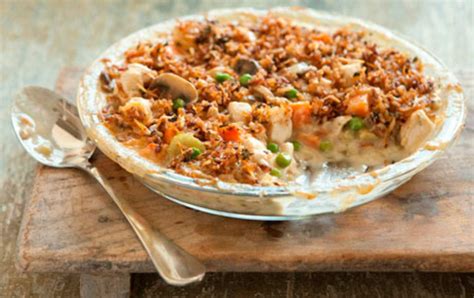 chicken-pot-pie-with-crunchy-brown-rice-crust-bigoven image