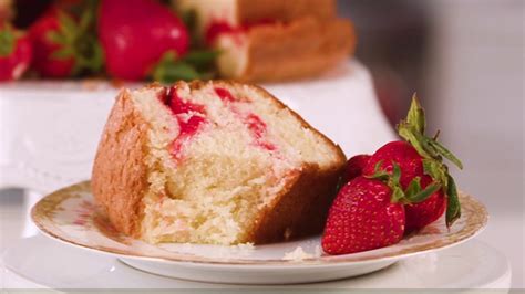 strawberry-swirl-cream-cheese-pound-cake-southern image