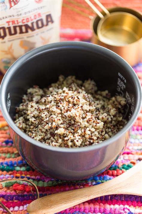 how-to-cook-quinoa-in-a-rice-cooker-the-easy-way image
