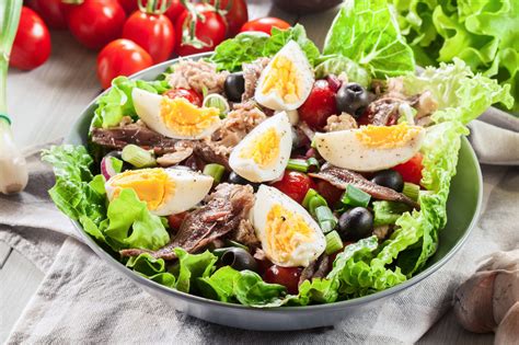 salad-nioise-the-traditional-french-recipe-to-argue-over image
