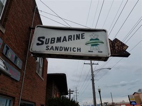 super-submarine-hammond-photos-restaurant image