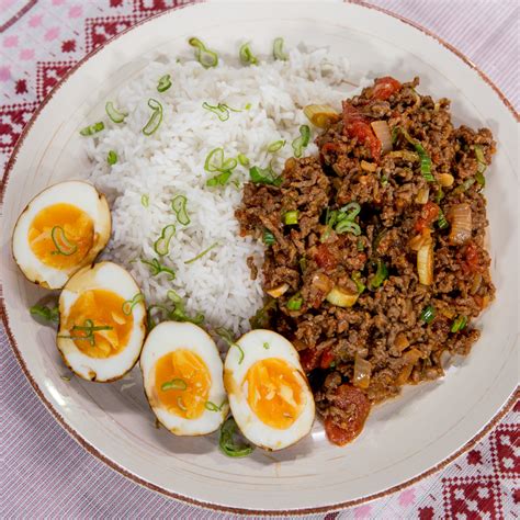 ground-beef-with-rice-and-egg-so-delicious image