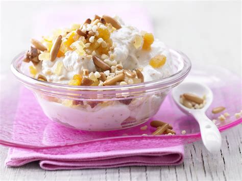 greek-yogurt-with-dried-fruit-recipe-eat-smarter-usa image