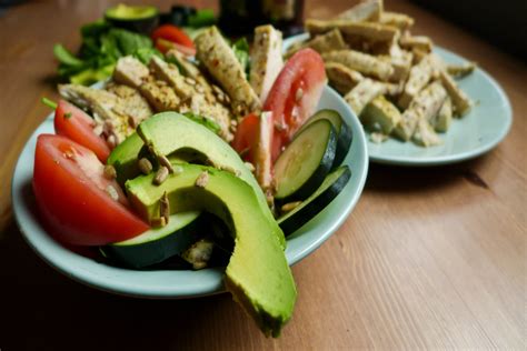 healthy-recipe-lemon-pepper-chicken-salad image