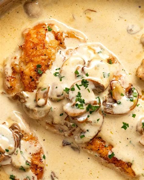 chicken-breast-in-creamy-mushroom-sauce-recipetin image