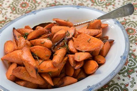 recipe-sweet-roasted-carrots-with-thyme-and-rosemary image