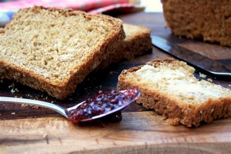 beginner-recipe-oatmeal-molasses-bread-crosbys image