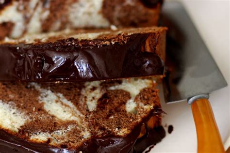 how-to-make-a-chocolate-vanilla-swirled-marble-cake image