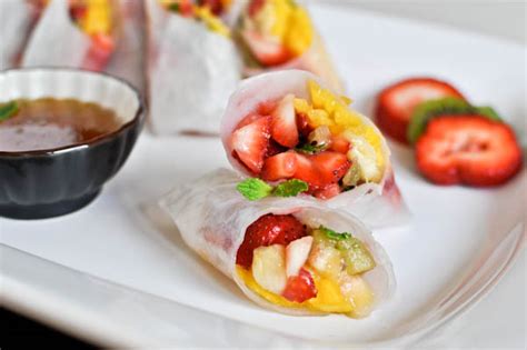 tropical-kiwi-strawberry-summer-rolls-how-sweet-eats image