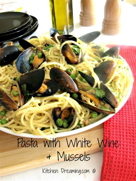 pasta-with-white-wine-mussels-kitchen-dreaming image