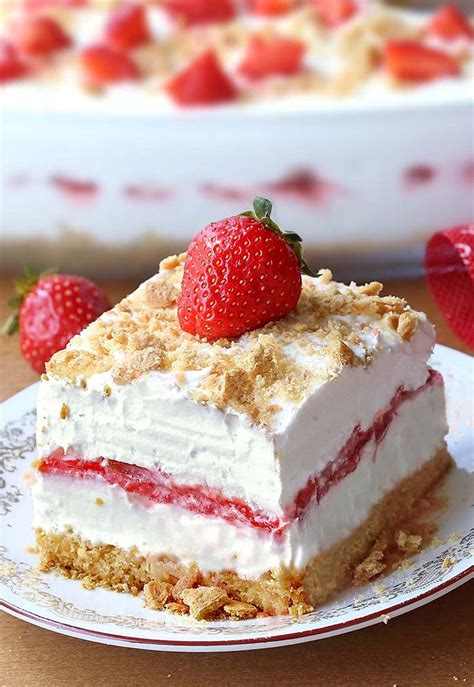 no-bake-strawberry-cheesecake-lasagna-sugar image