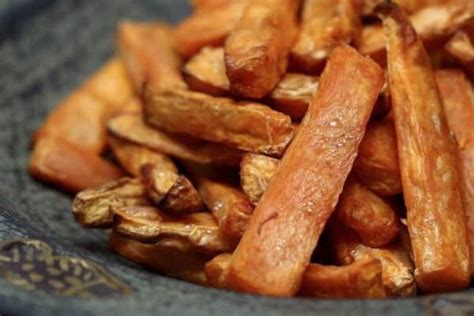 air-fryer-sweet-potato-fries-love-food-not-cooking image