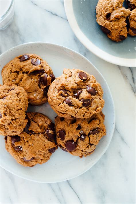 amazing-chocolate-chip-cookies-cookie-and-kate image