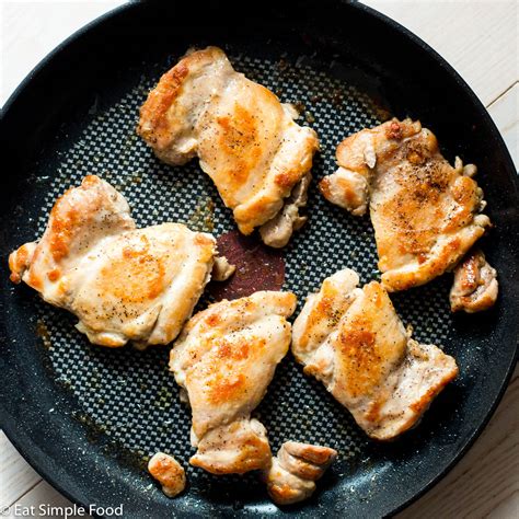 delicious-and-easy-pan-fried-chicken-thighs-eat-simple image