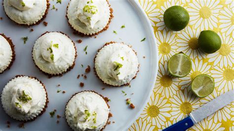 how-to-make-mini-individual-frozen-key-lime-pies image