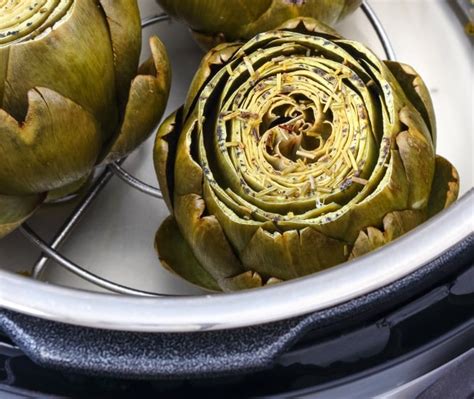 how-to-cook-artichokes-in-a-pressure-cooker-miss image