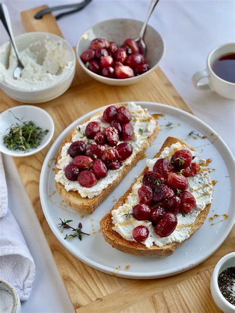 roasted-grape-and-ricotta-toast-appetizer-aint-too image