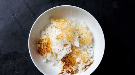 crispy-rice-is-simple-to-make-with-a-few-lazy-but image