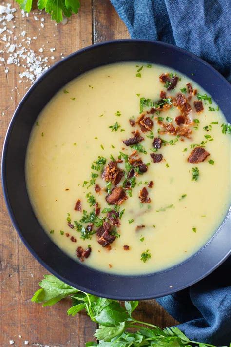 creamy-potato-leek-soup-green-healthy-cooking image