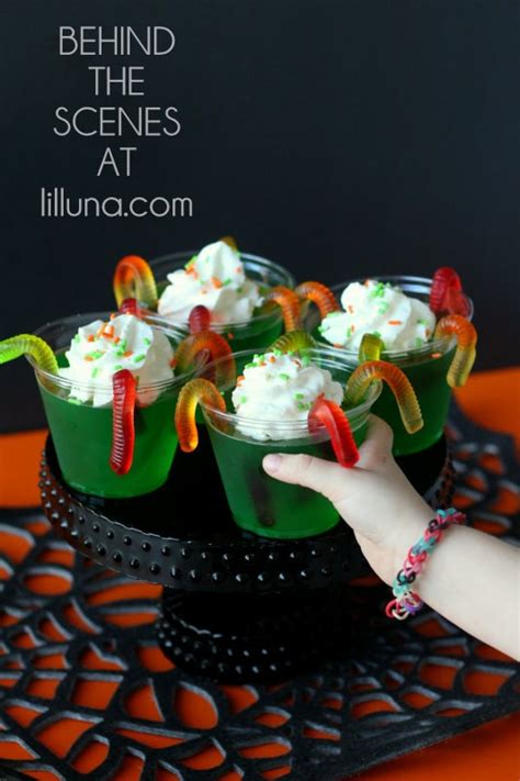 gummy-worm-jell-o-cups-creepy-delicious-lil-luna image