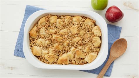 caramel-apple-crunch-breakfast-bake-recipe-pillsburycom image