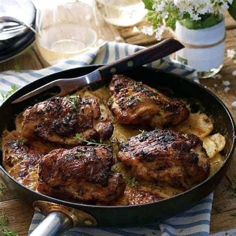 rotisserie-flavoured-chicken-and-potato-bake-recipetin image