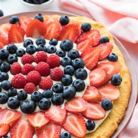 keto-fruit-pizza-with-cream-cheese-frosting-4g-net image