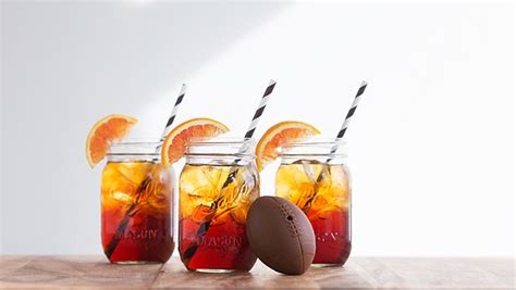 super-bowl-cocktail-recipes-32-drinks-to-make-your image