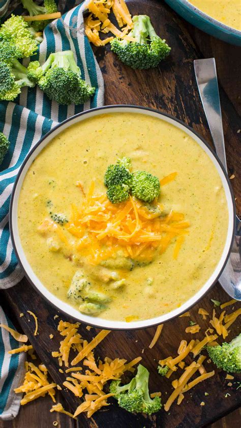 panera-bread-broccoli-cheddar-soup-video-sweet image