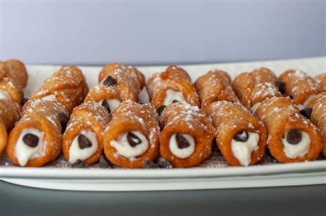 authentic-cannoli-recipe-with-ricotta-filling-your image