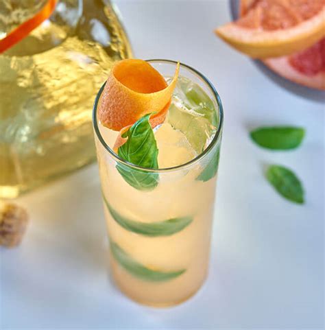 picante-paloma-cocktail-recipe-patrn-tequila image