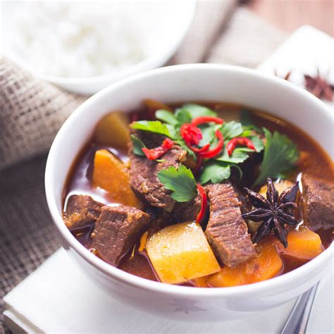 b-kho-vietnamese-beef-stew-the-girl-loves-to-eat image