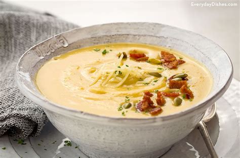 roasted-acorn-squash-soup-with-bacon image